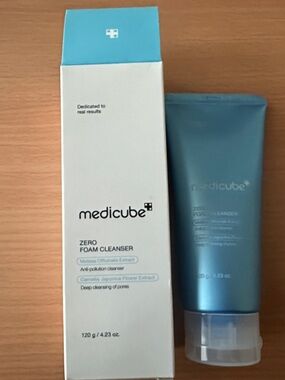 Medicube Zero Foam Cleanser – Blue